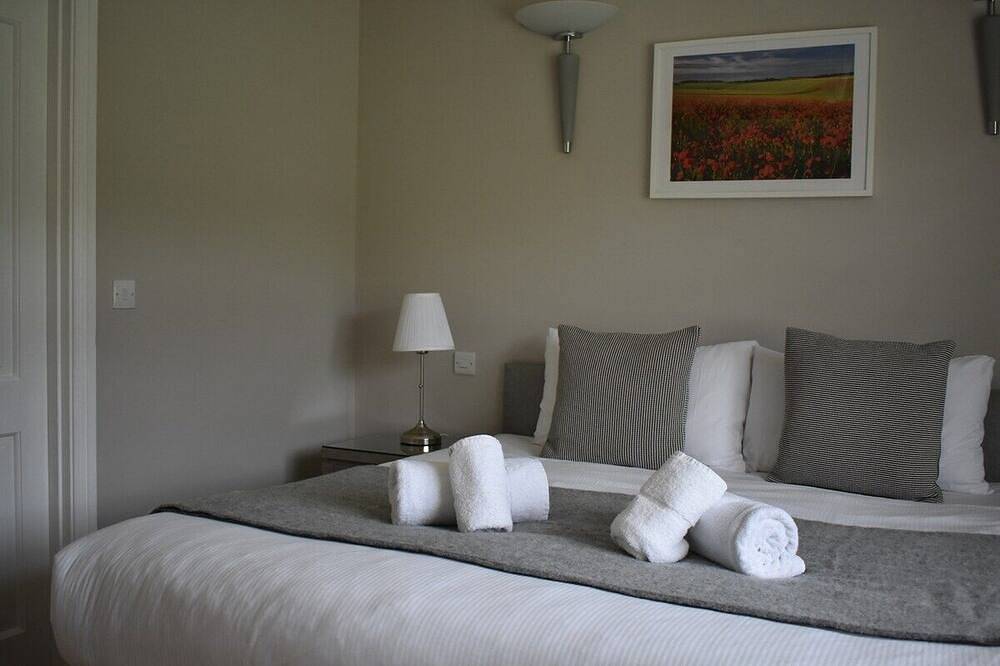 Alensgrove Cottages No. 10 in Celbridge ED, County Kildare