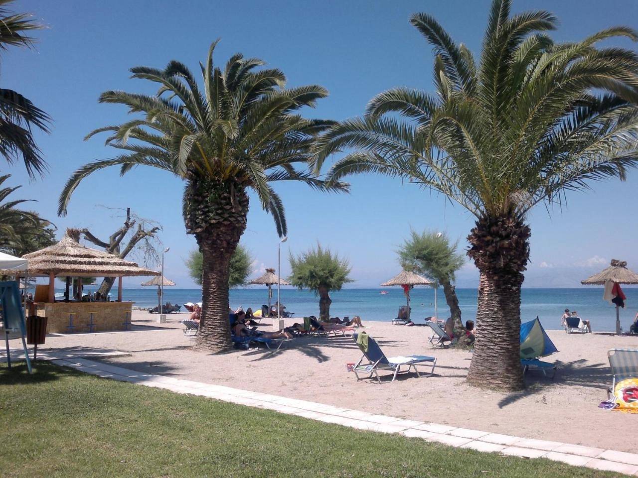 Three Stars Beach Hotel in Μωραΐτικα, Κέρκυρα