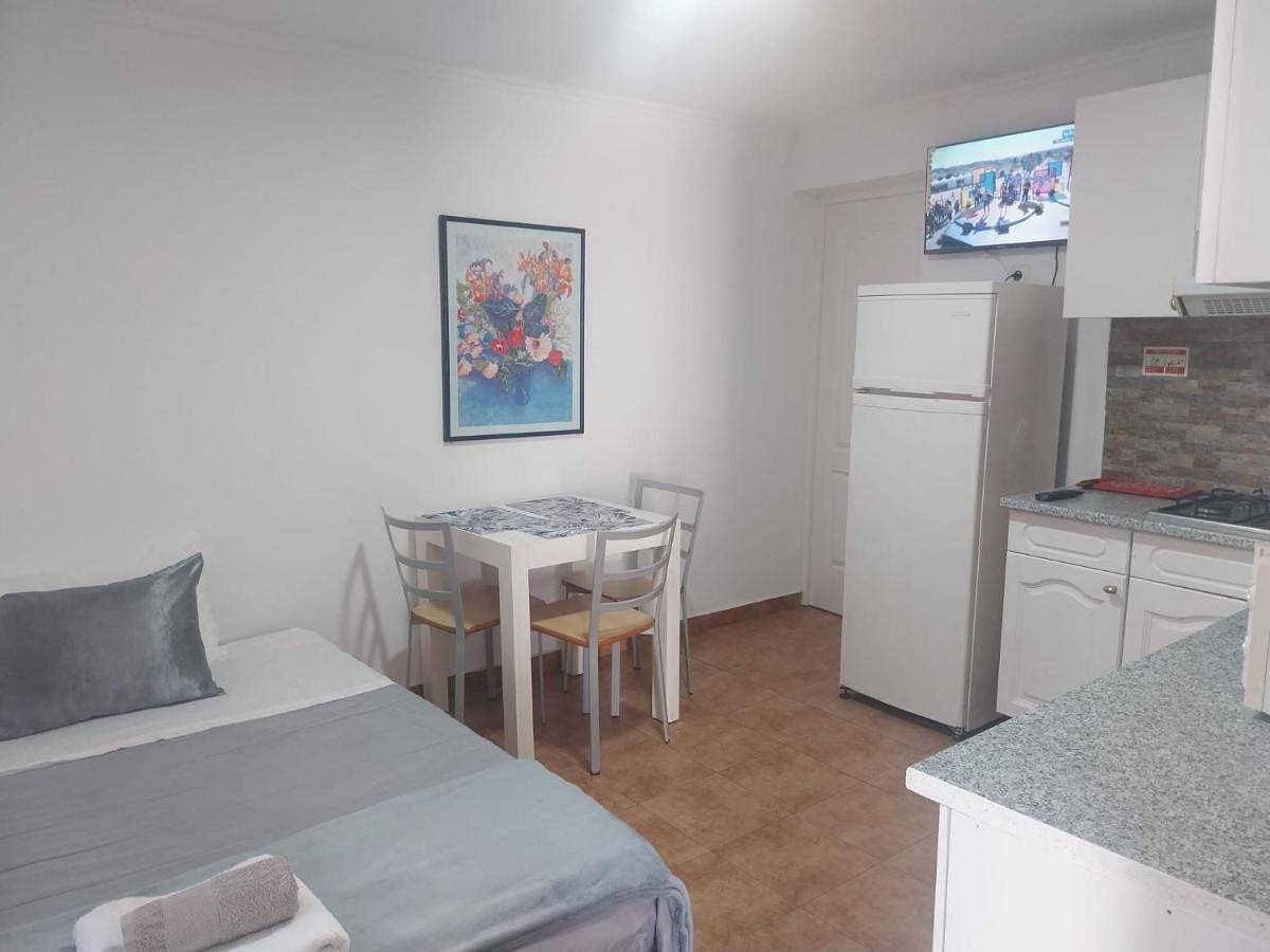 Apartamento inteiro, One-Bedroom Apartment in Ermidas-Sado, Alentejo Litoral