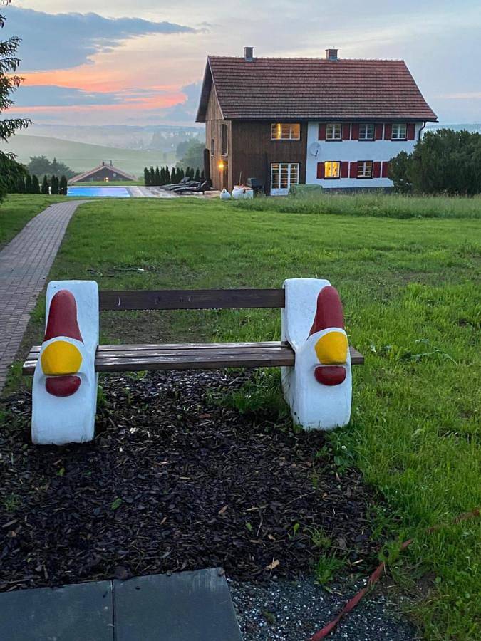 Ferienhaus für 6 Personen, mit Terrasse und Garten sowie Pool und Sauna in Görisried - 2