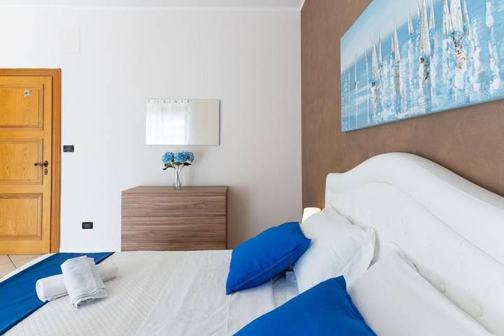 Ferienwohnung für 5 Personen, mit Terrasse und Ausblick in Pescara - 4