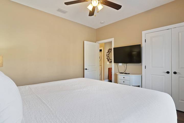 Vacation house for 12 people, with balcony and pool as well as hot tub in Destin