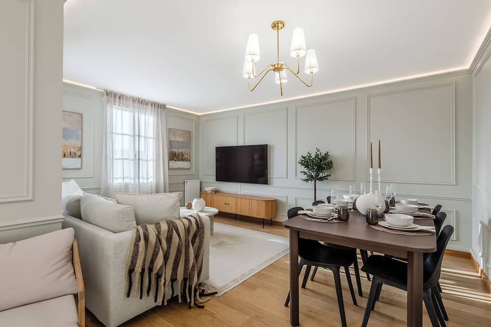 Entire apartment, The Haussmannian Lodge Disneyland Paris - 10 pers - 4 Ch in Serris, Seine-et-Marne