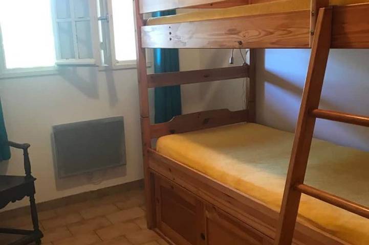 Location de vacances pour 6 personnes, avec terrasse et jardin dans Plage du Ruppione - 3