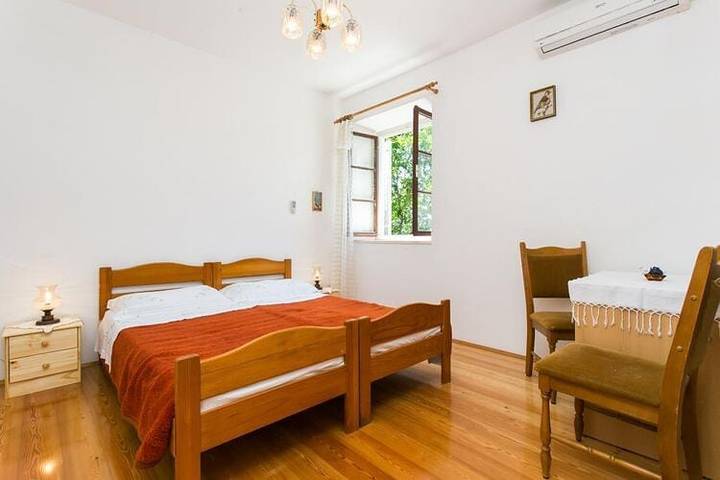 Ferienwohnung für 2 Personen, mit Terrasse, kinderfreundlich in Grad Dubrovnik - 4