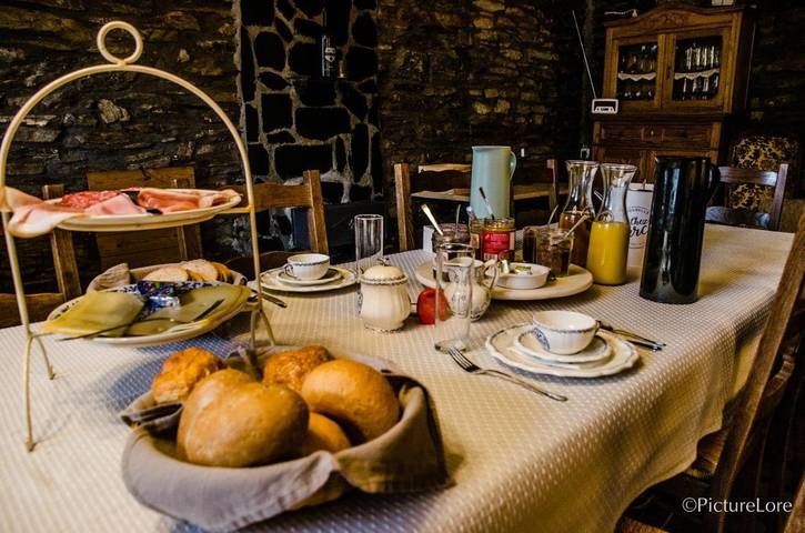 Chambre d’hôte pour 2 personnes, avec vue ainsi que terrasse et jardin, animaux acceptés au Province de Luxembourg - 3
