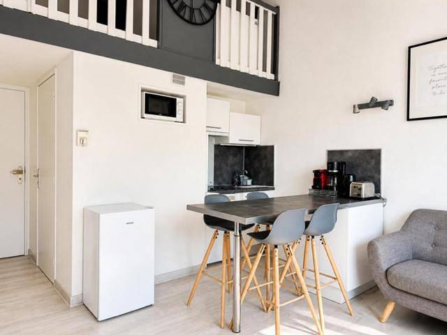 Gîte pour 4 personnes, avec piscine et terrasse dans Office De Tourisme De Canet En Roussillon - 3
