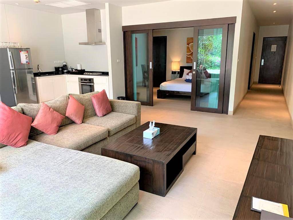 Olive 1 Bedroom Beachfront in Province de Phuket