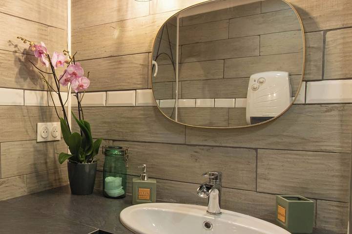 Location de vacances pour 2 personnes, avec jardin dans Château de Montfort - 4