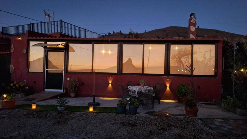 Casa de férias para 6 pessoas, com Varanda e Jacuzzi e ainda Terraço and Jardim em Vilaflor