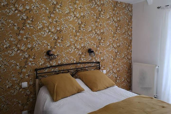 Location de vacances pour 7 personnes, avec jardin à Lison - 2