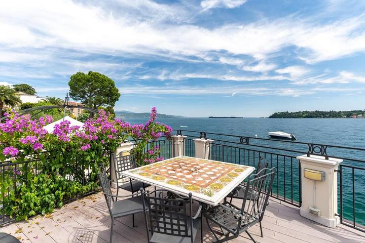 Villa per 8 persone, con giardino e panorama in Salò