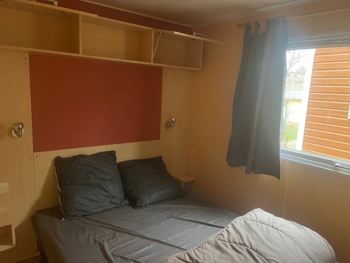 Mobil home pour 6 personnes, animaux acceptés à Saint-Martial-de-Nabirat - 4