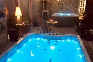 Gîte pour 4 personnes, avec jardin ainsi que jacuzzi et terrasse en Moselle