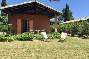 Location de vacances pour 4 personnes, avec jardin à Pailhès