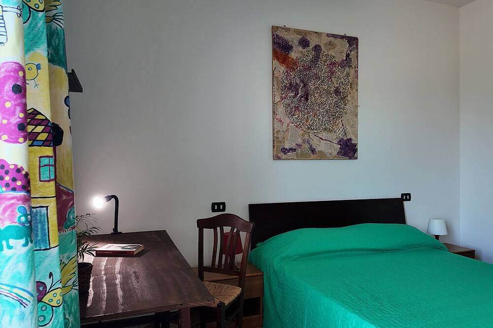 Large Holiday House 110 sqm, families, groups. Pets ok, garden in Penne, Pescara Province