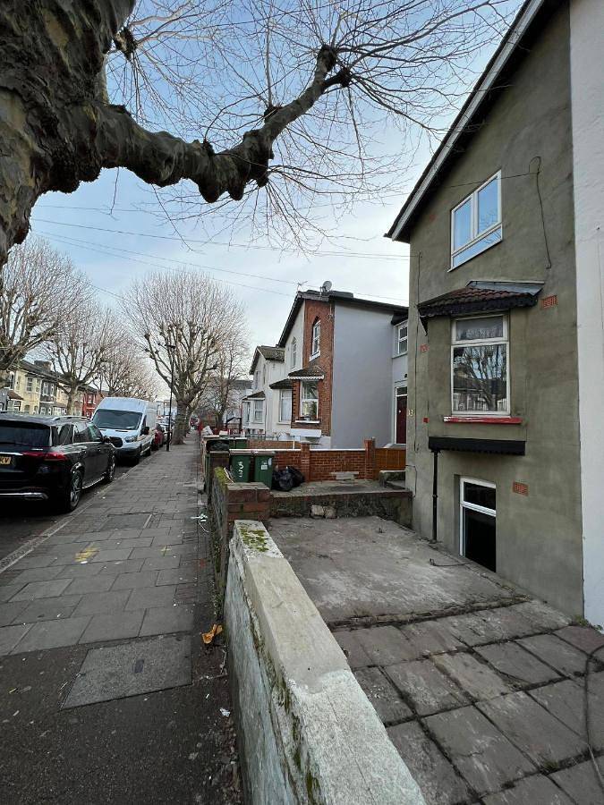 Upton Park Bedrooms 25 min to Central London in Newham, Londen