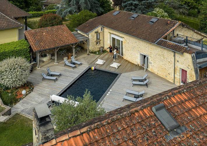 Hôtel pour 2 personnes, avec jacuzzi et piscine ainsi que sauna et jardin à Bourgnac