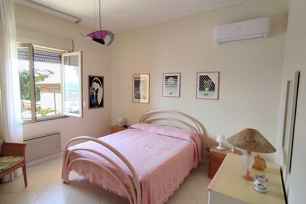 A beautiful residence with breathtaking sea views in Punta Grande (Sicily), Porto Empedocle
