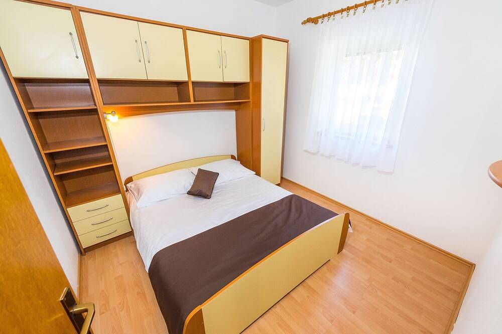 Cijeli apartman, Two bedroom apartment near beach Vrsi - Mulo, Zadar in Mulo, Vrsi