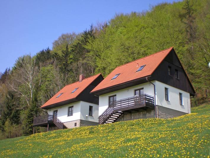 Ferienhaus für 8 Personen, mit Ausblick und Terrasse sowie Garten, mit Haustier