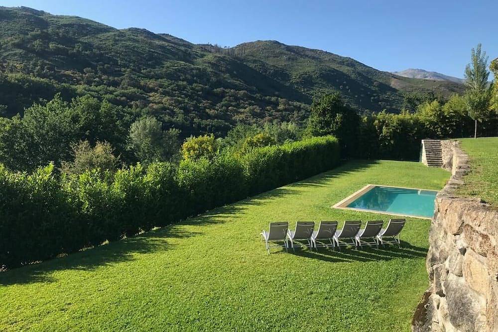 Peneda Geres Quinta Parque Nacional Unterkünfte beheizt Poolbereich in Britelo, Viana do Castelo Distrikt