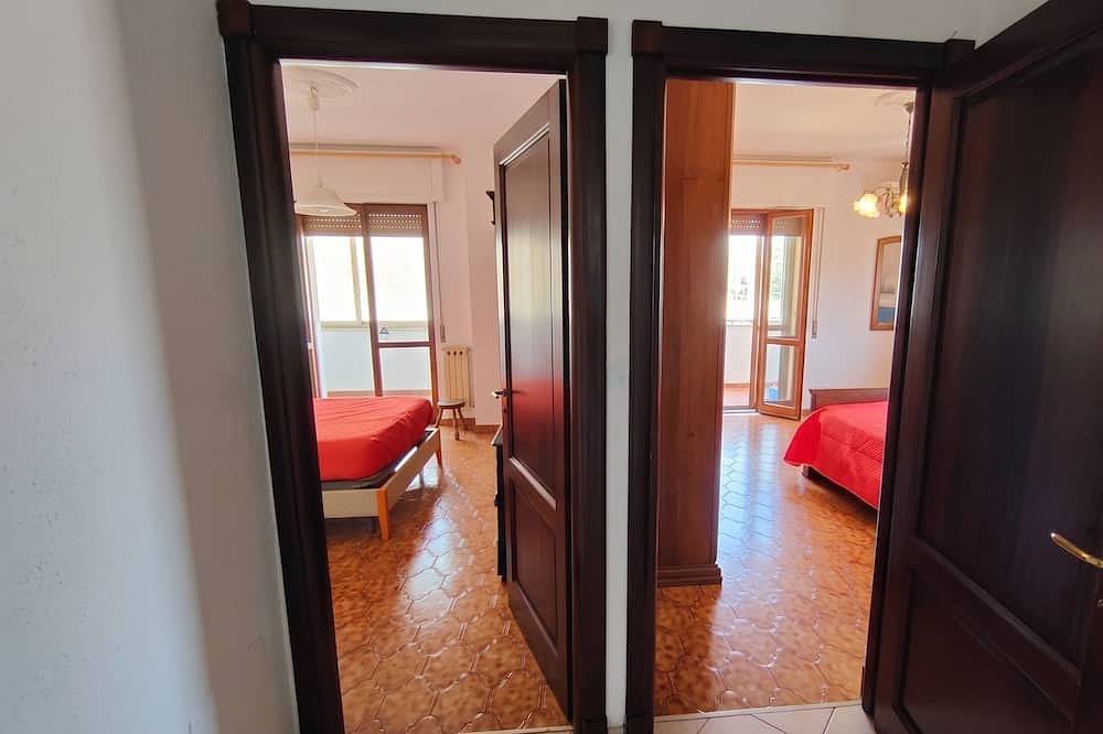 Appartamento intero, Casa Rosy Tropea: 150mq di Spazio e Freschezza tra Stazione, centro e lungomare in Tropea, Provincia di Vibo Valentia