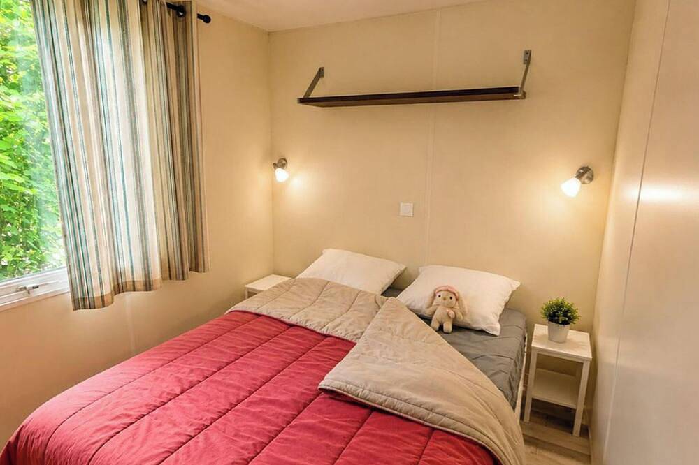 Casa móvil con terraza en Mauléon-Licharre in Gotein-Libarrenx, Región de Oloron-Sainte-Marie