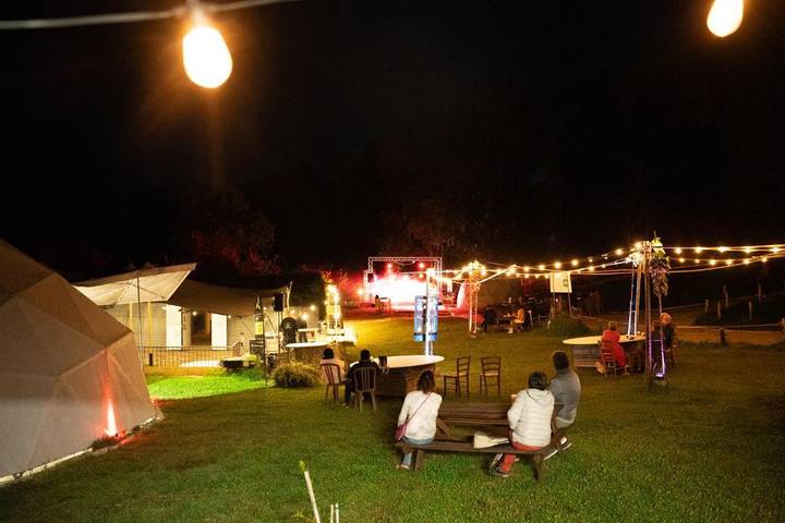 Tente pour 40 personnes, avec vue ainsi que jardin et terrasse, animaux acceptés dans le Tarn-et-Garonne - 4