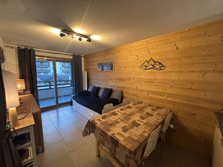 Gîte pour 5 personnes, avec balcon dans Office De Tourisme D Auris En Oisans - 3