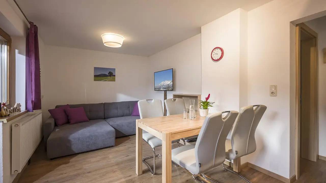 Geheel vakantieappartement, Ferienwohnung für 4 Personen (40 m²) in Söll in Söll, Kaisergebirge