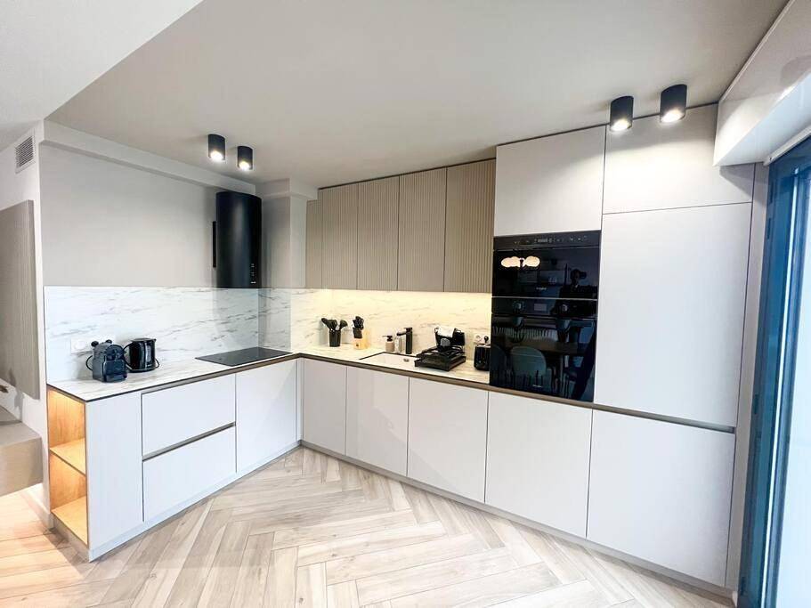 Ολόκληρο το διαμέρισμα, One-Bedroom Apartment in Μονακό, Mediterranean Coast (France)