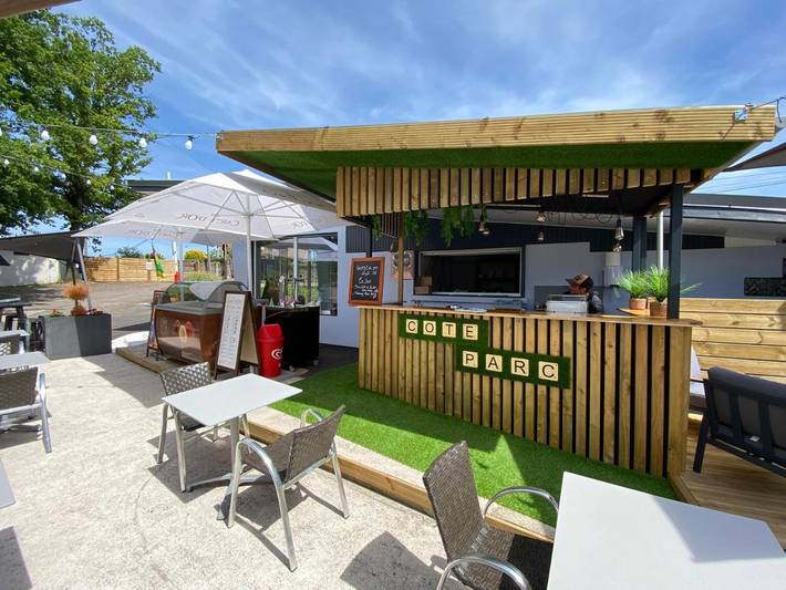 Camping pour 2 personnes, avec vue et piscine ainsi que jardin et bassin pour enfant, animaux acceptés dans Lorraine - 2