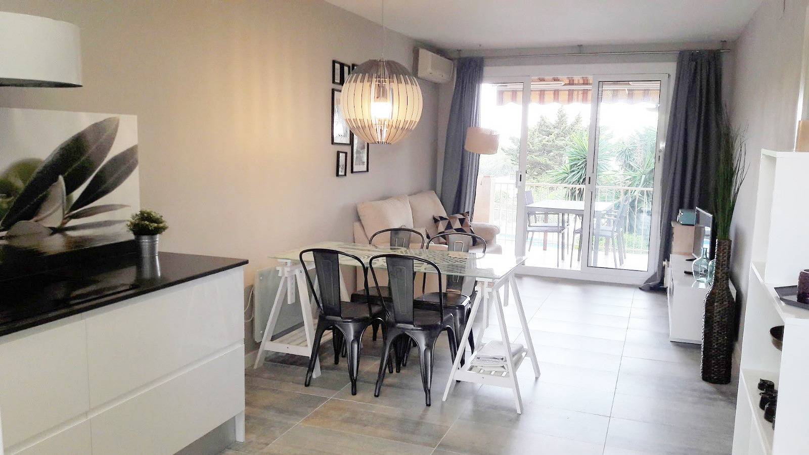 Ganze Wohnung, Ferienwohnung für 4 Personen mit Kinderpool in Sant Pere de Ribes, Garraf