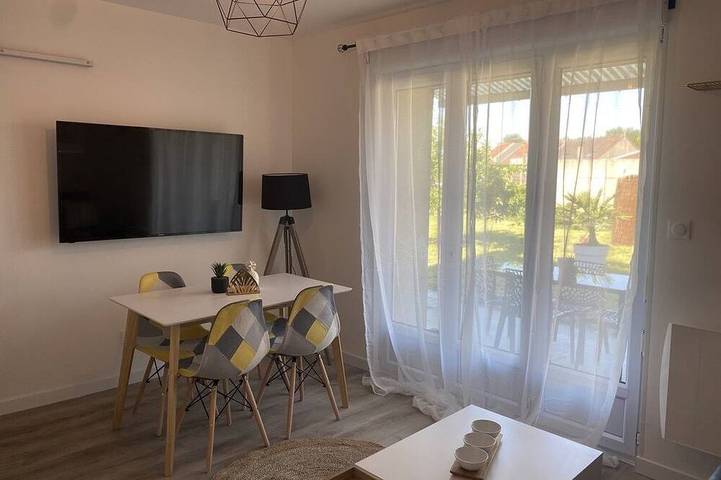 Cottage for 3 people, with garden and terrace - 1