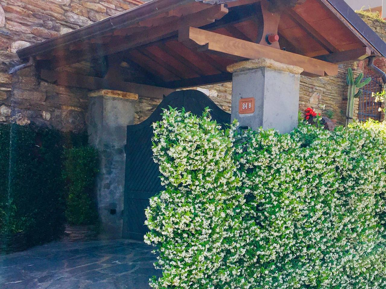 Ganze Wohnung, Wohnung 'Gelsomini' mit Meerblick in Massa, Italienische Riviera
