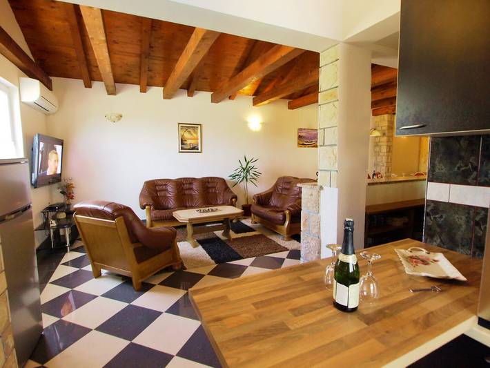 Ferienhaus für 6 Personen, mit Garten und Terrasse in Zadar - 4