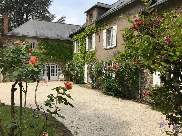 Chambre d’hôte pour 2 personnes, avec piscine ainsi que jardin et vue - 1