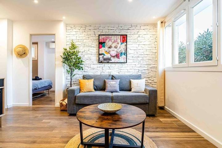 Gîte pour 4 personnes, avec vue dans Casino De Cassis - 2