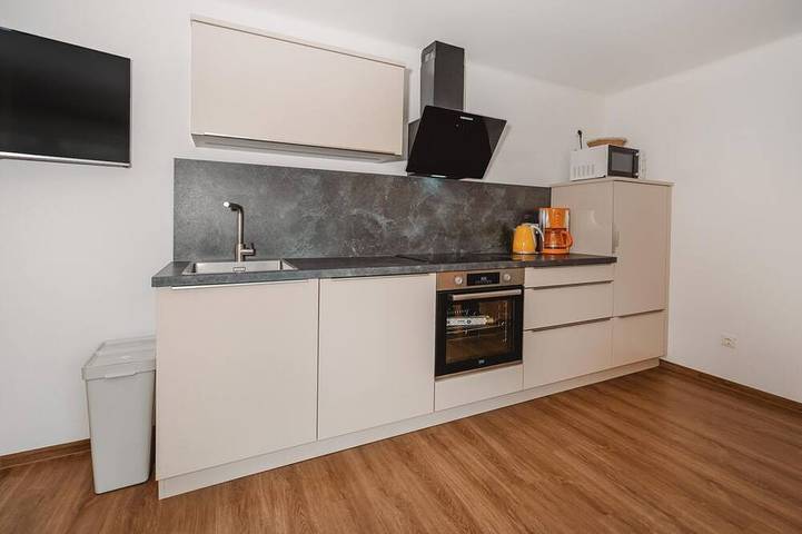 Ferienwohnung für 7 Personen, mit Garten und Balkon
