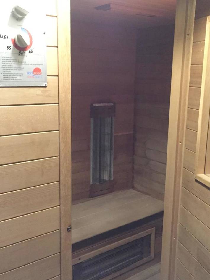 Location de vacances pour 14 personnes, avec sauna ainsi que jacuzzi et jardin à Hasselt - 2