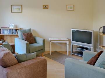 Log Cabin for 4 People in Seahouses, Northumberland Coast, Photo 2