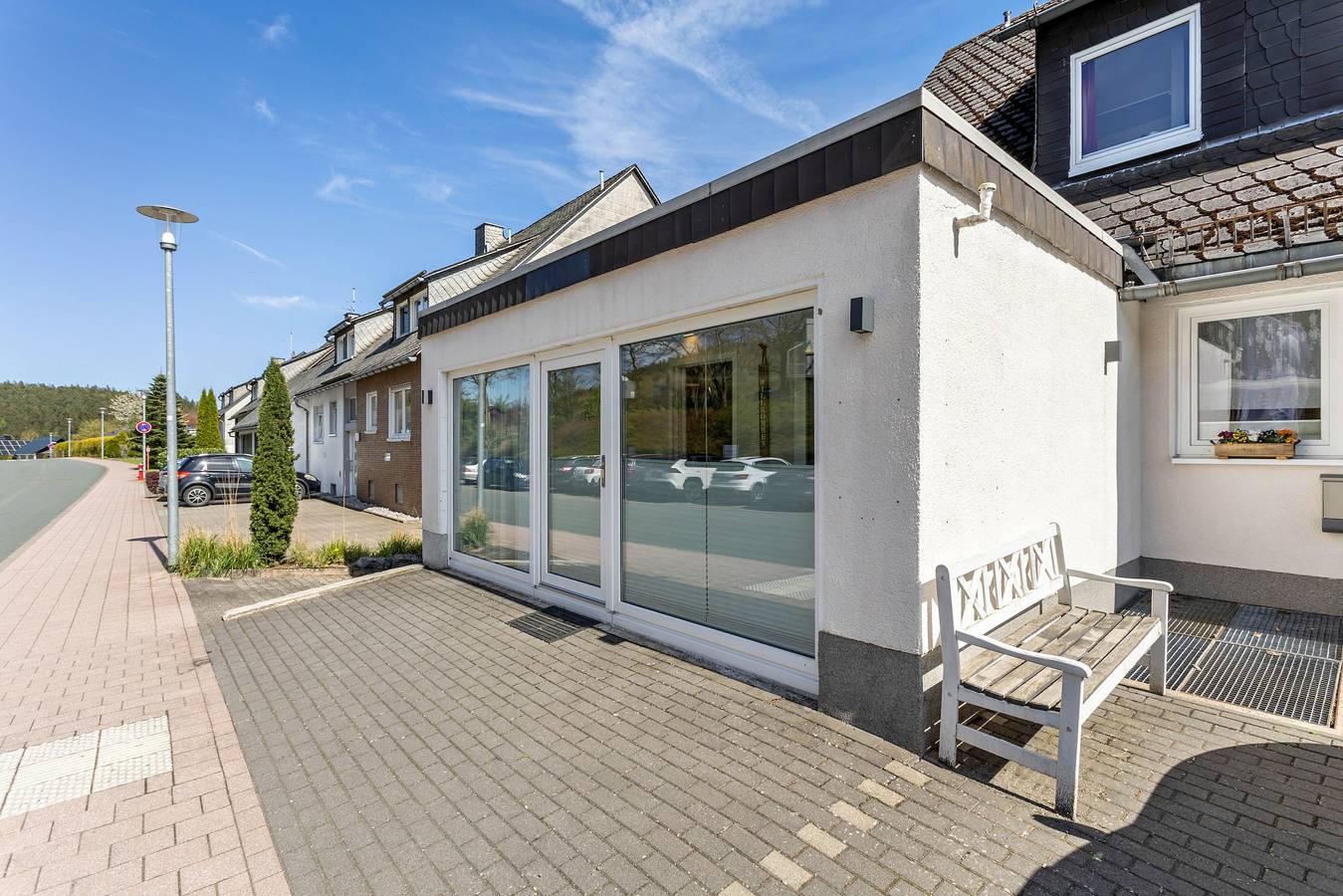 Geheel appartement, Vakantiewoningen Löwenstein Fewo 2 met gemeenschappelijke tuin en wifi in Willingen, Upland