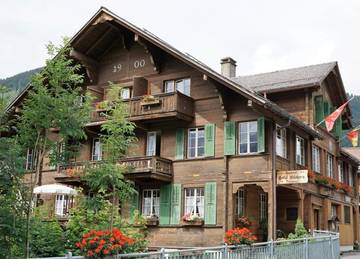 Gîte pour 3 personnes, avec vue ainsi que terrasse et jardin dans Lauenen Bei Gstaad