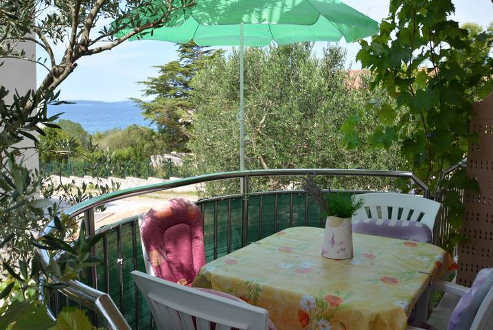Ferienwohnung für 2 Personen, mit Balkon/Terrasse in Petrcane