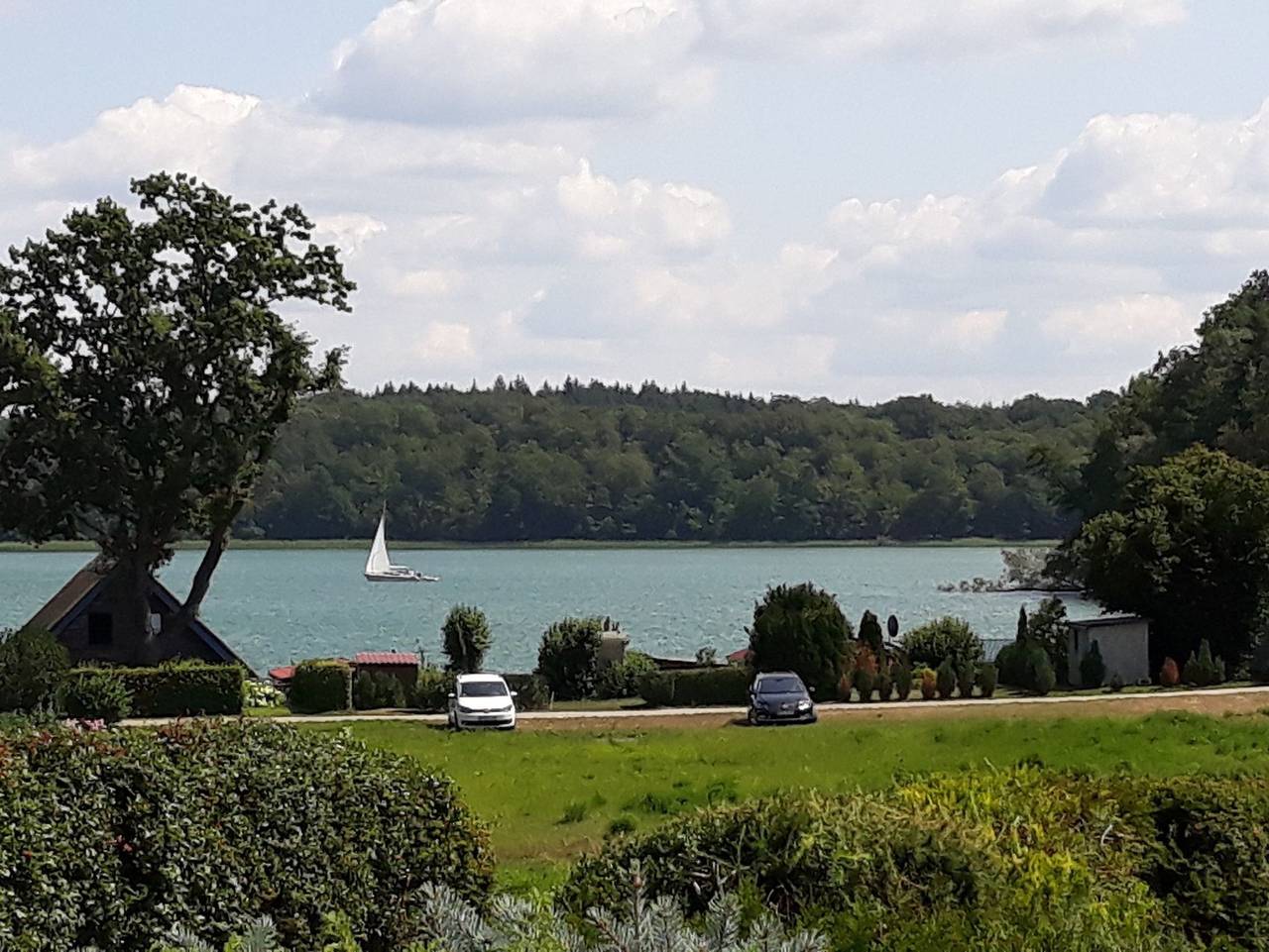 Uwes Seeblick in Schwarz, Mecklenburgische Seenplatte