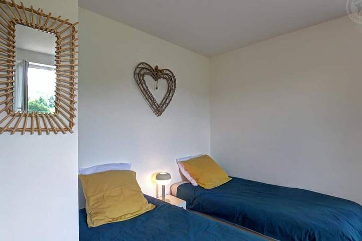 Gîte pour 6 personnes, avec jardin à Belmont-de-la-Loire - 4