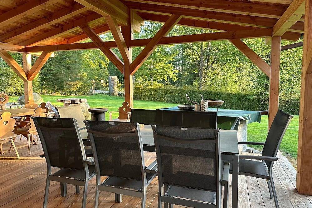 Apartamento inteiro, Double room (23sqm) with balcony in Lindberg, Šumava Mountains