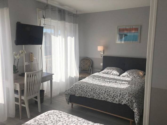 Hôtel pour 3 personnes, avec balcon à Nogaro - 3