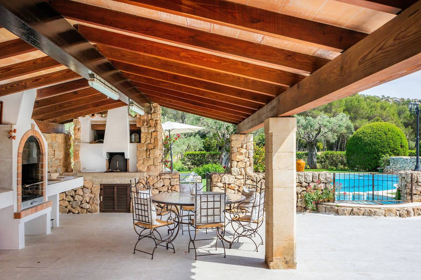 Villa "La Fortaleza" mit Bergblick, privatem Pool und Wlan in Port de Pollença, Pollença